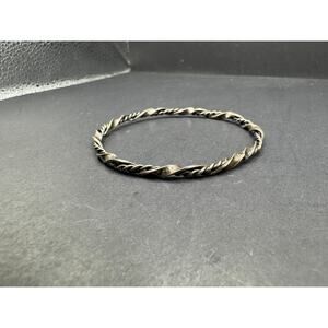 Vintage Silver Tone Twisted Cable Wire Design Bangle Bracelet Sz 7.5"